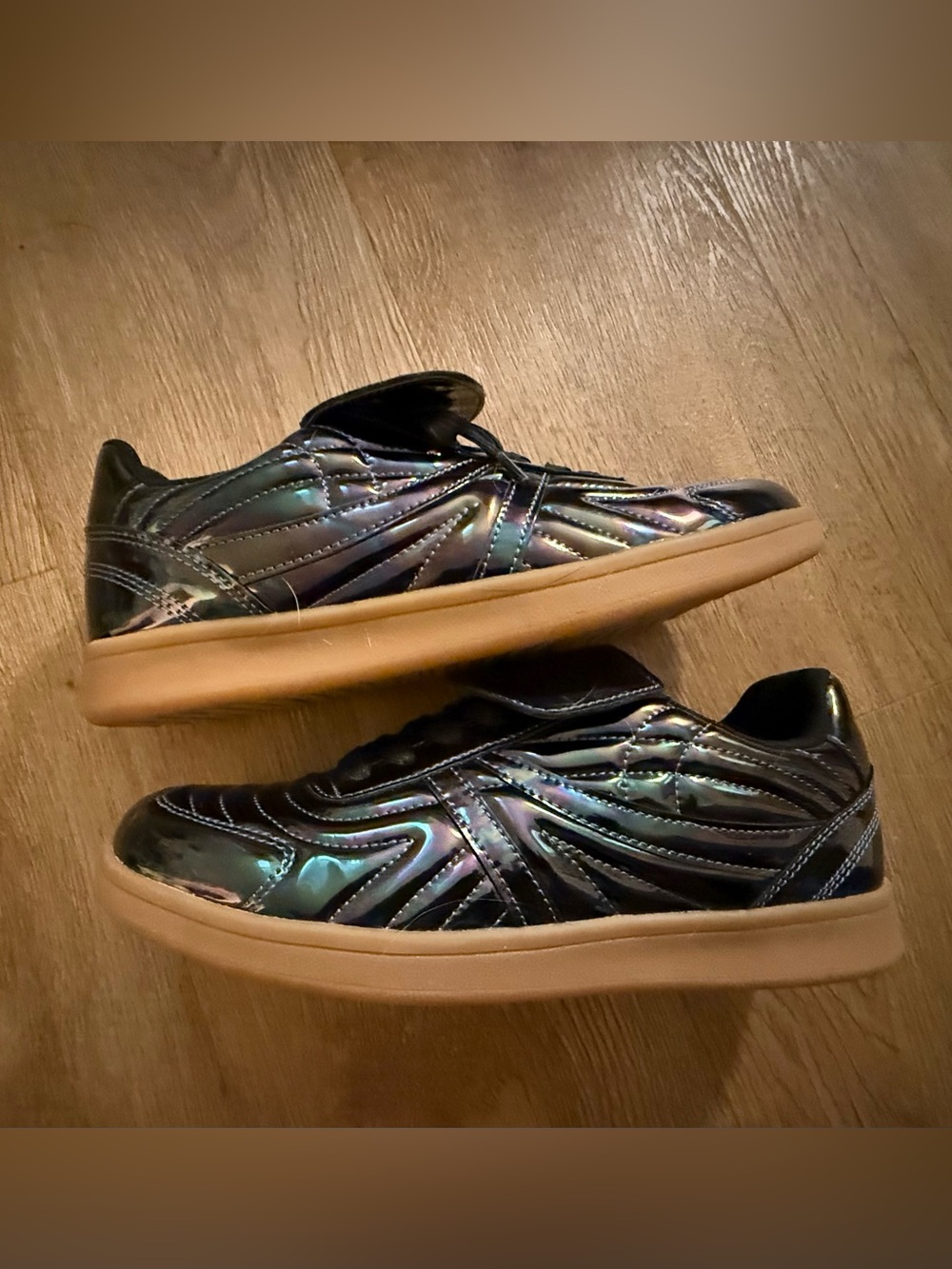 Steve Madden Women’s Iridescent Oil Slick Black Madrid Sneakers NWOB